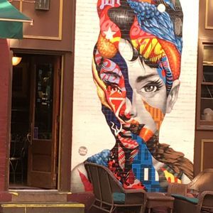 Meet your Posher, Suzanne